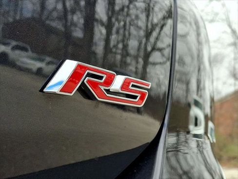 Used 2022 Chevrolet Equinox RS w/ Infotainment Package image 24