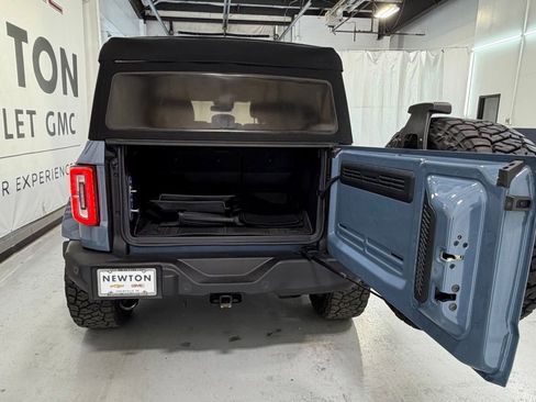 Used 2023 Ford Bronco Wildtrak AWD/4WD image 37