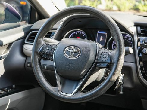 Used 2019 Toyota Camry LE w/ Carpet Mat Package FWD image 14