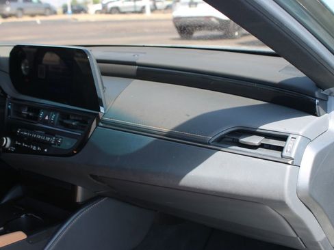 Used 2023 Lexus ES 350 w/ Accessory Package (Z1) FWD image 29