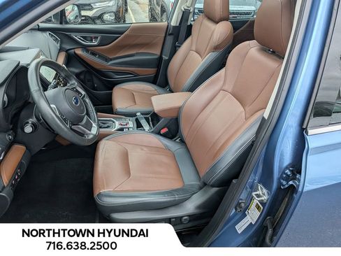 Used 2022 Subaru Forester Touring image 5