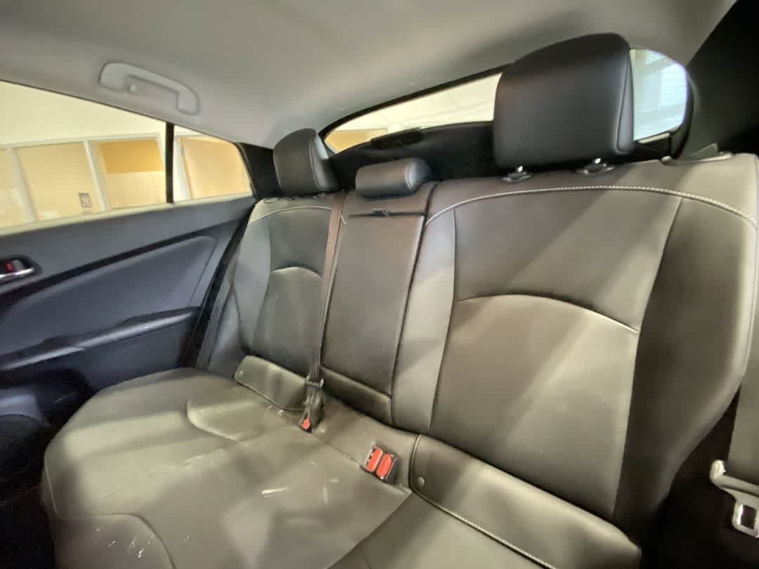 Used 2022 Toyota Prius Prime XLE FWD image 25