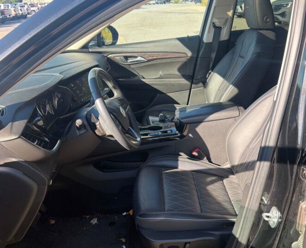 Used 2023 Buick Envision Avenir AWD/4WD image 7