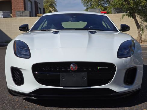 Used 2018 Jaguar F-TYPE R-Dynamic image 4