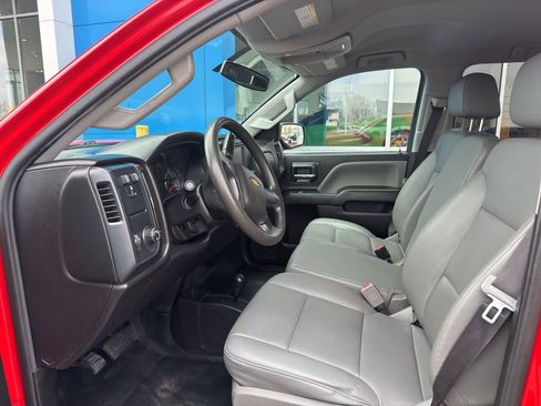 Used 2018 Chevrolet Silverado 2500 W/T w/ Snow Plow Prep Package image 17