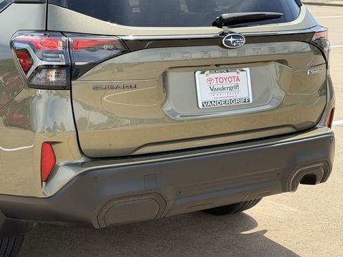 Used 2025 Subaru Forester Touring image 6
