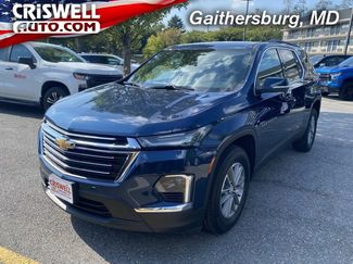 Used 2023 Chevrolet Traverse LT image 1