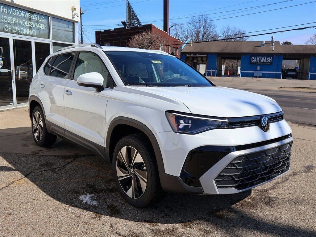 New 2026 Volkswagen Taos SE AWD/4WD image 7