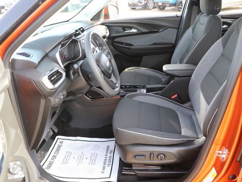 Used 2023 Chevrolet TrailBlazer LT image 13