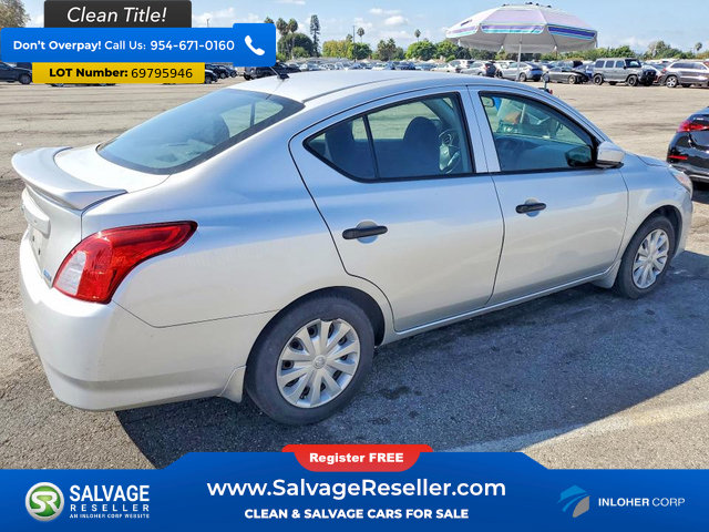 Used 2016 Nissan Versa S Plus FWD image 4