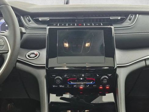 Used 2025 Jeep Grand Cherokee L Laredo w/ Luxury Tech Group I RWD image 13