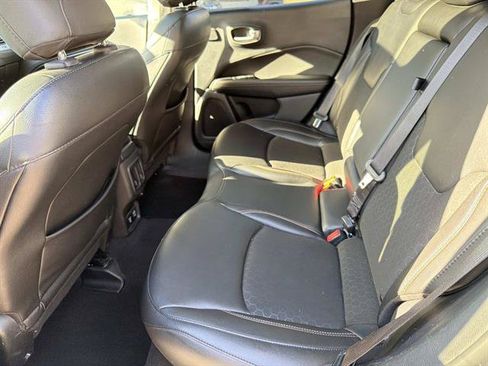 Used 2021 Jeep Compass Latitude w/ Sun and Sound Group FWD image 11