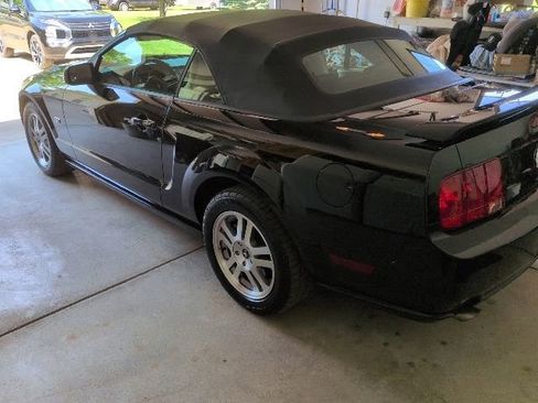 Used 2006 Ford Mustang GT Premium RWD image 7