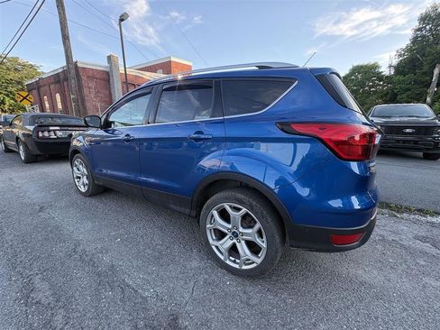 Used 2019 Ford Escape Titanium AWD/4WD image 6