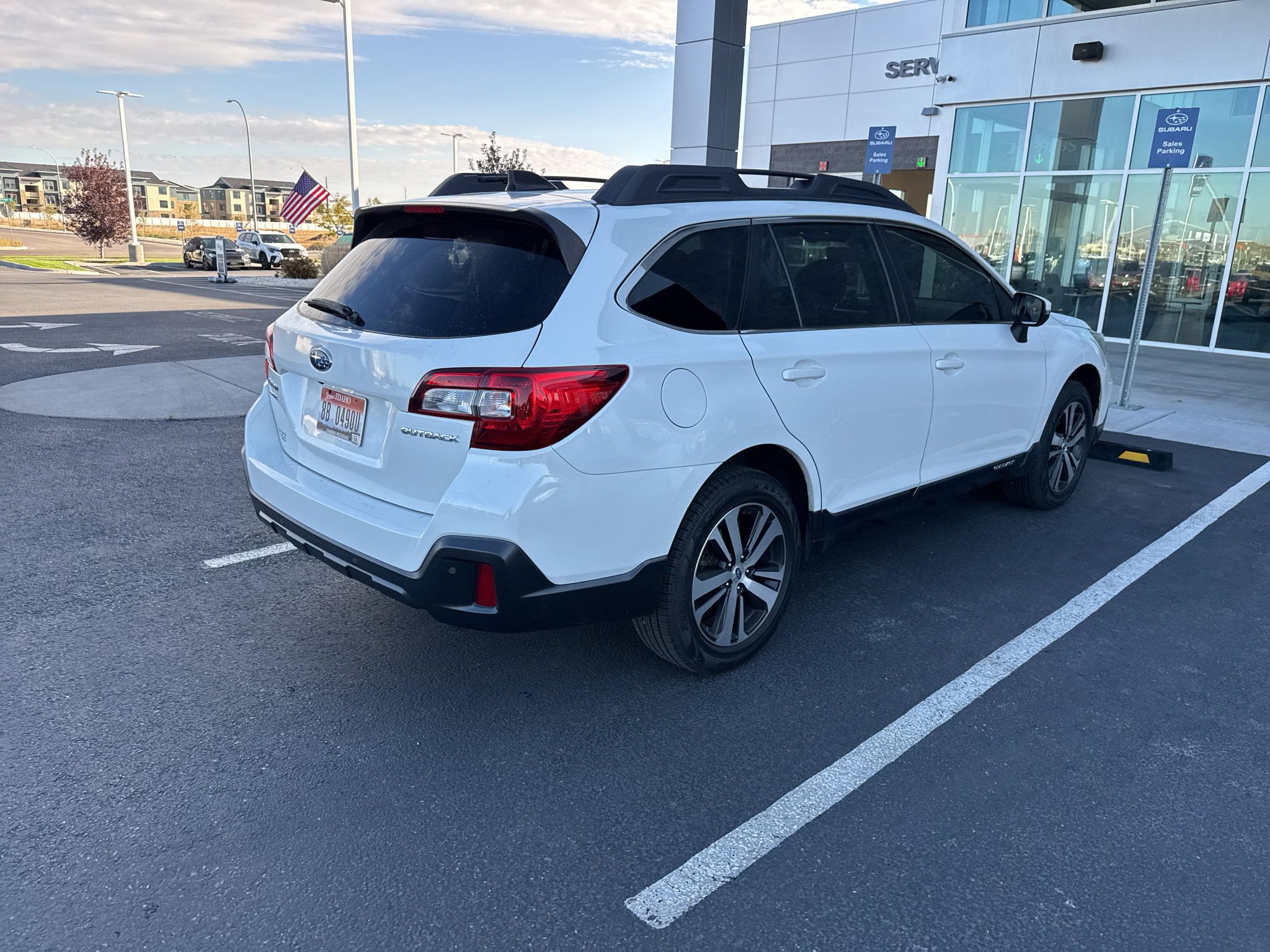 Used 2019 Subaru Outback 2.5i Limited AWD/4WD image 3
