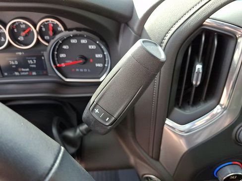 Used 2022 Chevrolet Silverado 1500 LT Trail Boss w/ LT Trail Boss Premium Package image 16