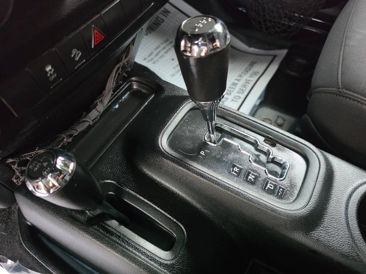 Used 2013 Jeep Wrangler Unlimited Sport AWD/4WD image 11