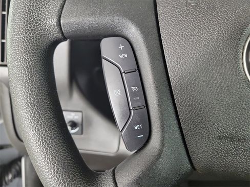 Used 2018 GMC Savana 2500 w/ Driver Convenience Package image 16