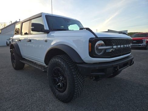 Used 2024 Ford Bronco Wildtrak AWD/4WD image 2