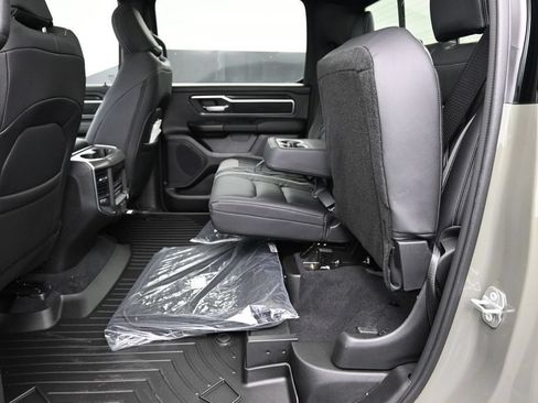 New 2026 RAM 1500 Big Horn AWD/4WD image 30