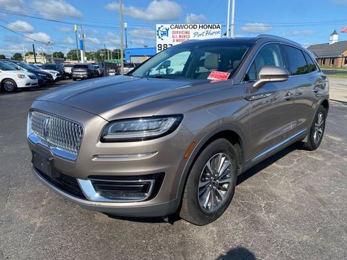 Used 2019 Lincoln Nautilus Select AWD/4WD image 8