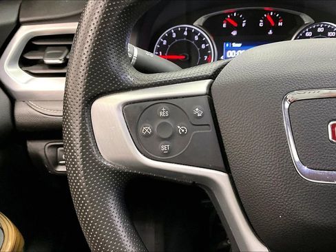 Used 2021 GMC Acadia SLE image 20