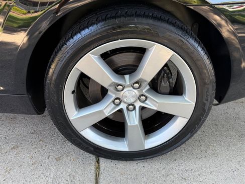 Used 2011 Chevrolet Camaro SS RWD image 17