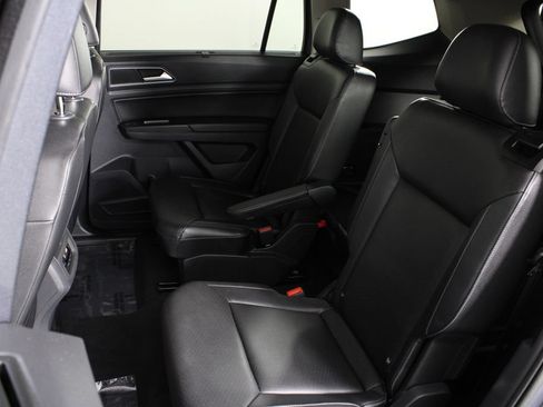 Used 2019 Volkswagen Atlas SE FWD image 21