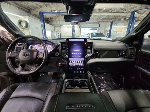 Used 2025 RAM 3500 Limited image 26