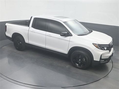 Used 2025 Honda Ridgeline Black Edition image 18