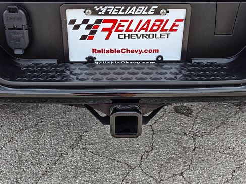 Used 2024 Chevrolet Colorado ZR2 w/ ZR2 Convenience Package III AWD/4WD image 7