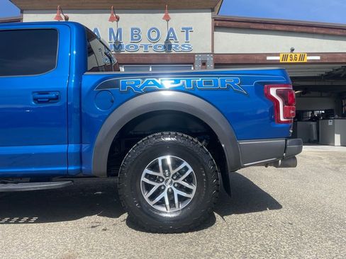Used 2018 Ford F150 Raptor w/ Equipment Group 802A Luxury image 3