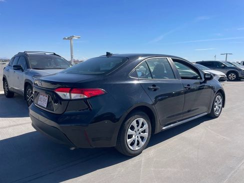 Used 2024 Toyota Corolla LE image 2
