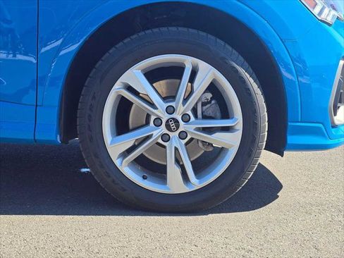 Certified 2022 Audi Q3 2.0T Premium Plus w/ Premium Plus Package image 14