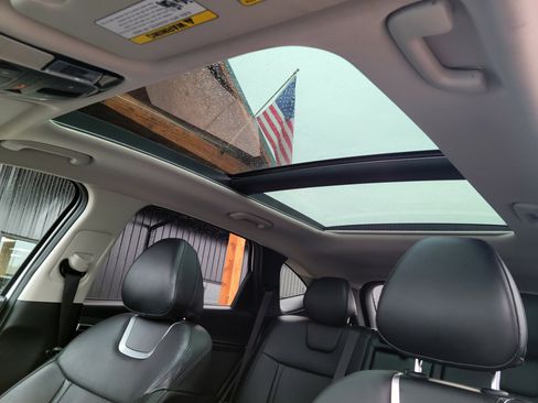 Used 2024 Hyundai Tucson Limited image 18