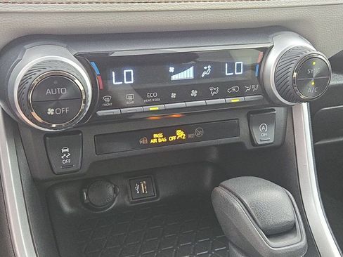Certified 2024 Toyota RAV4 XLE AWD/4WD image 22