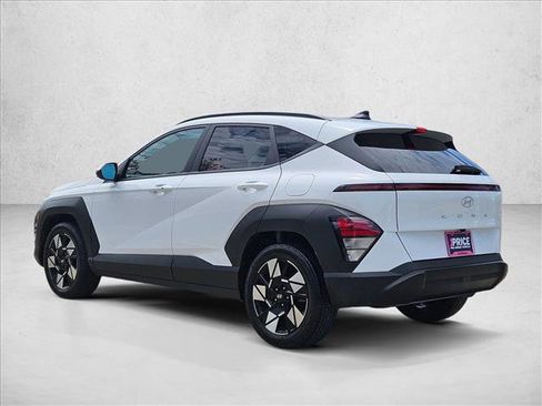 Used 2024 Hyundai Kona SEL FWD image 8