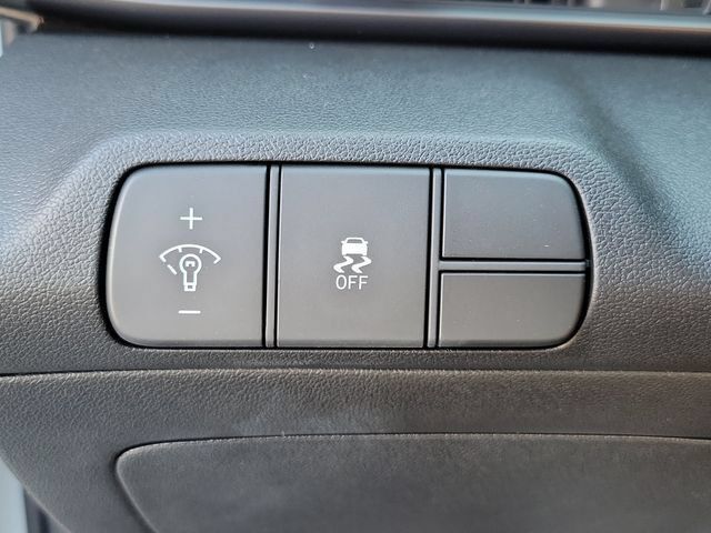 New 2026 Hyundai Elantra SEL Sport FWD image 19
