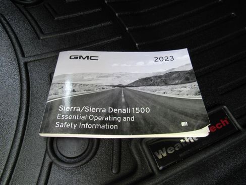 Used 2023 GMC Sierra 1500 SLT w/ SLT Premium Plus Package AWD/4WD image 38