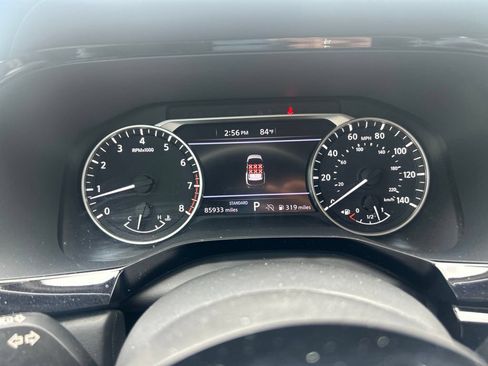 Used 2022 Nissan Pathfinder SV FWD image 25