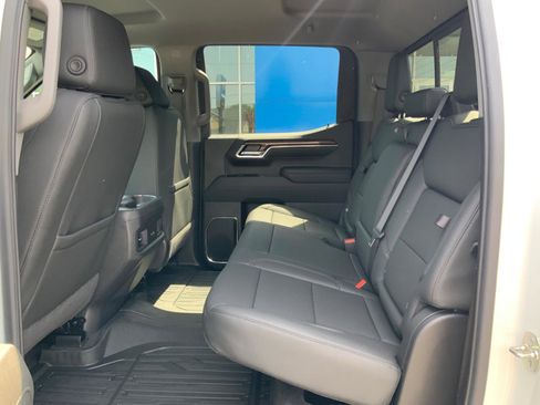New 2026 Chevrolet Silverado 1500 LT Trail Boss w/ Convenience Package II AWD/4WD image 11