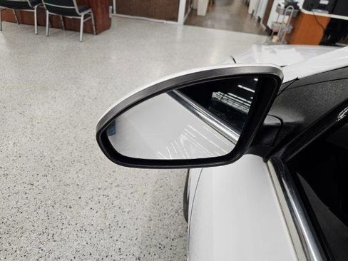 Used 2015 Chevrolet Cruze LT image 34