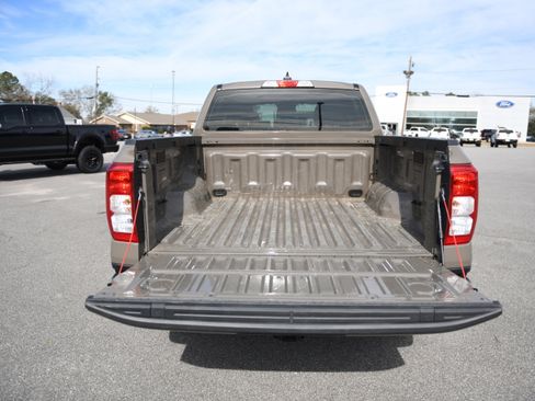 Used 2025 Ford Ranger XL w/ Trailer Tow Package image 12