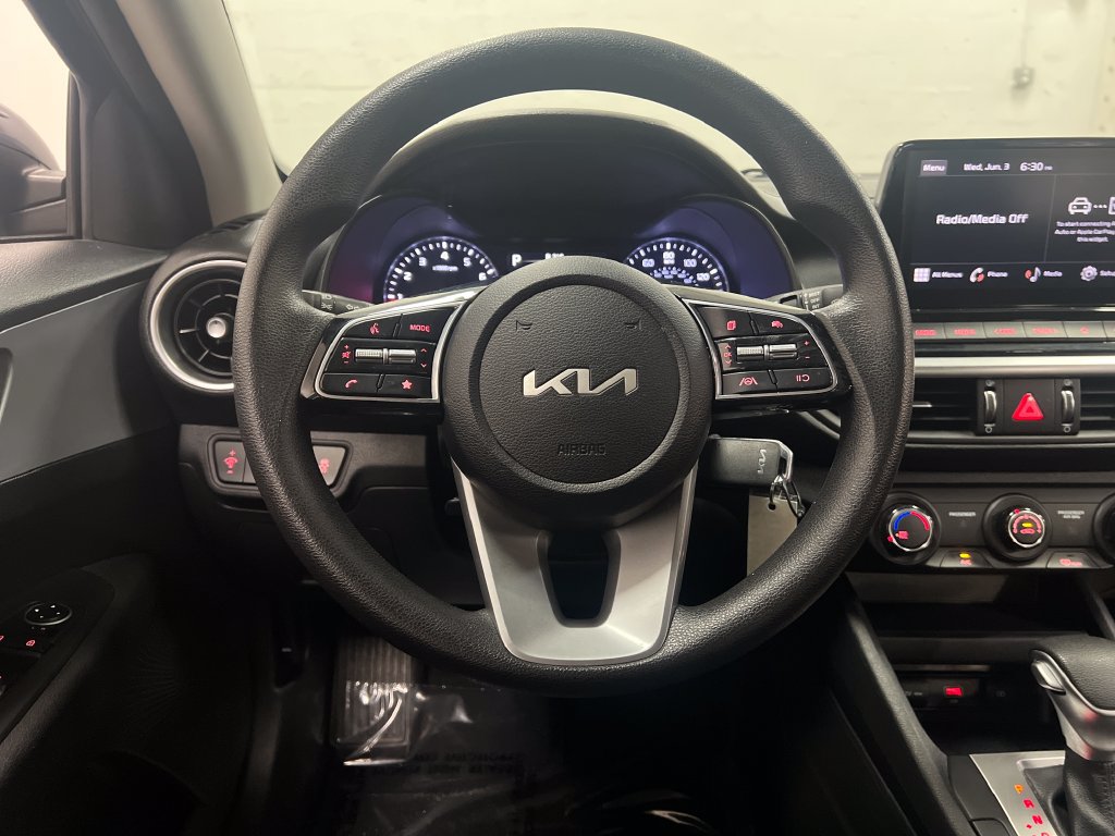 Used 2024 Kia Forte LXS FWD image 15