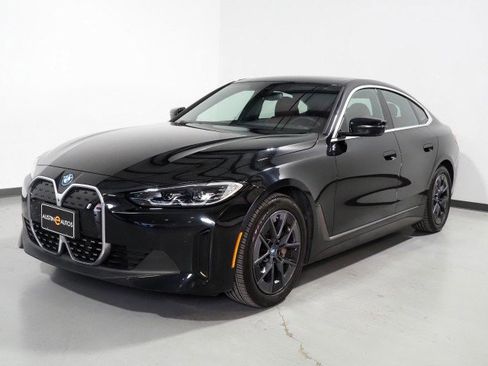Used 2023 BMW i4 eDrive35 w/ Premium Package image 9