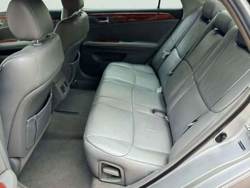 Used 2007 Toyota Avalon XLS image 17