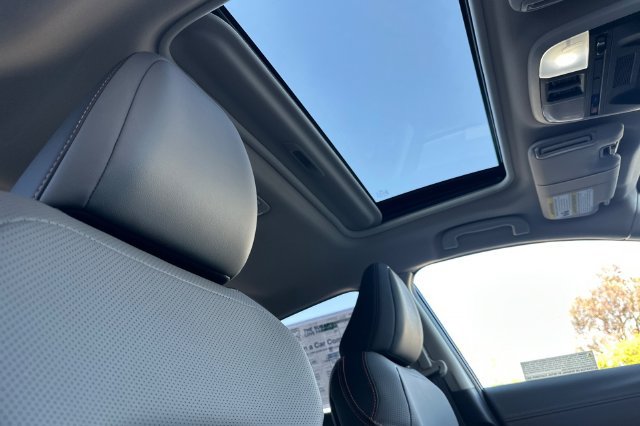 New 2026 Subaru Crosstrek 2.5i Limited w/ Crosstrek Mirror Package AWD/4WD image 14