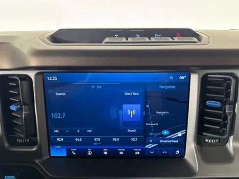 Used 2023 Ford Bronco Outer Banks AWD/4WD image 15