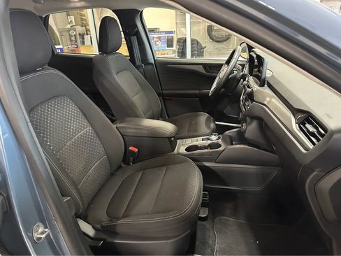 Used 2024 Ford Escape Active w/ Cold Weather Package image 41