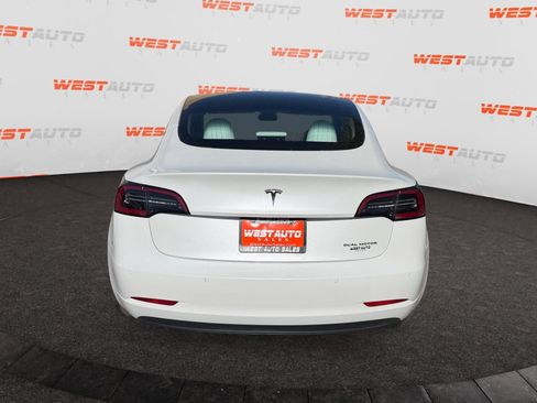 Used 2022 Tesla Model 3 Long Range AWD/4WD image 4
